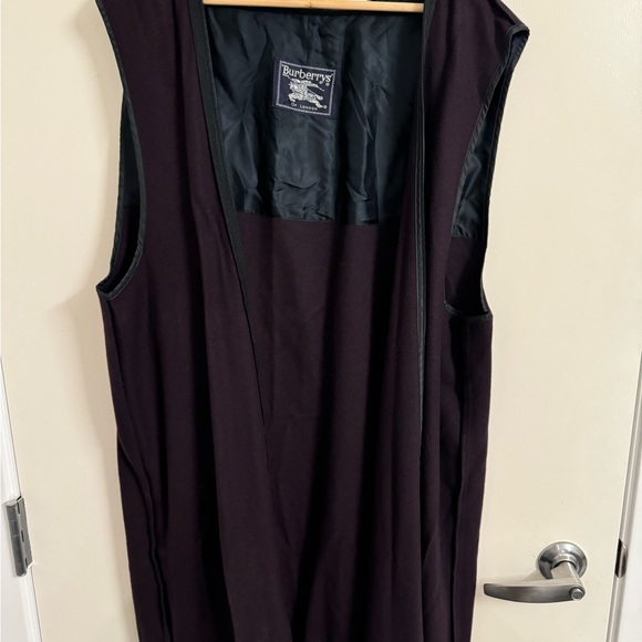 Vintage Trench Coat - Burberry - 40 Regular - removable wool liner - Picture 8 of 12